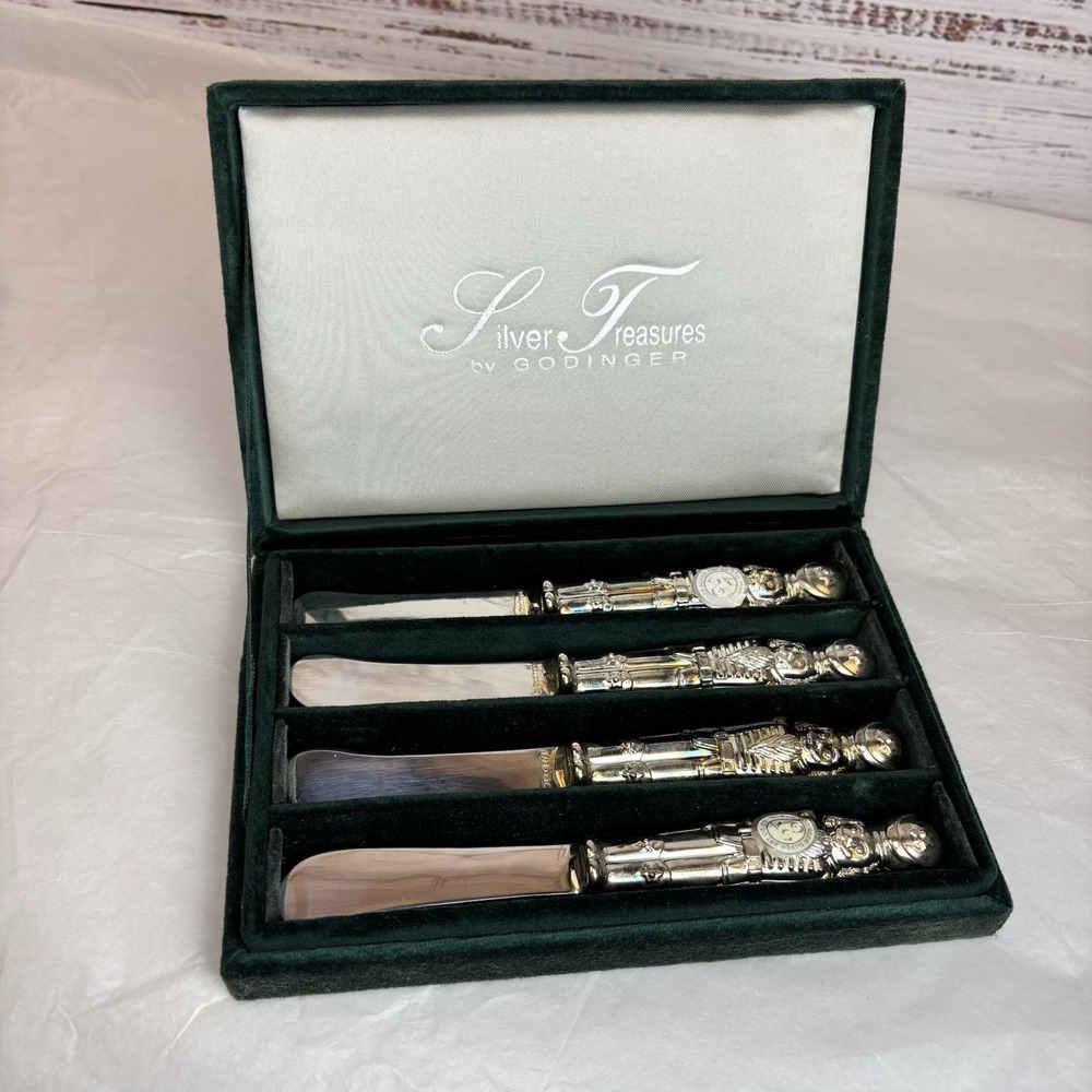Silver Treasures By Godinger Nutcracker Cheese Spreaders Vintage In Velvet Box
